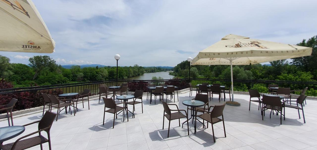 Plaza Otel Varvarin Dış mekan fotoğraf