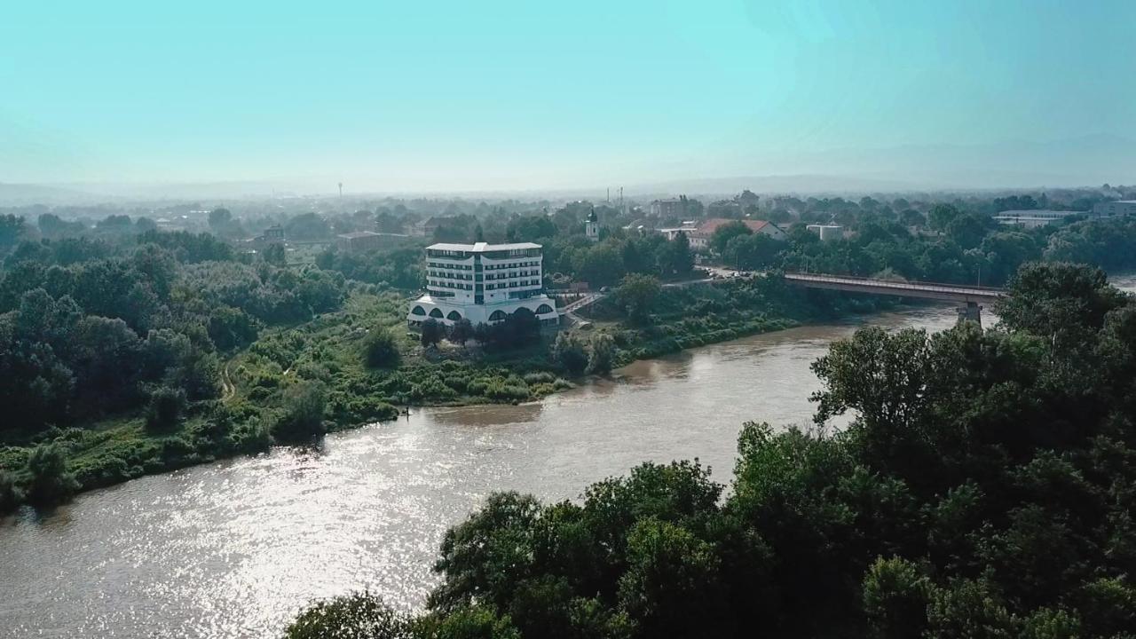 Plaza Otel Varvarin Dış mekan fotoğraf